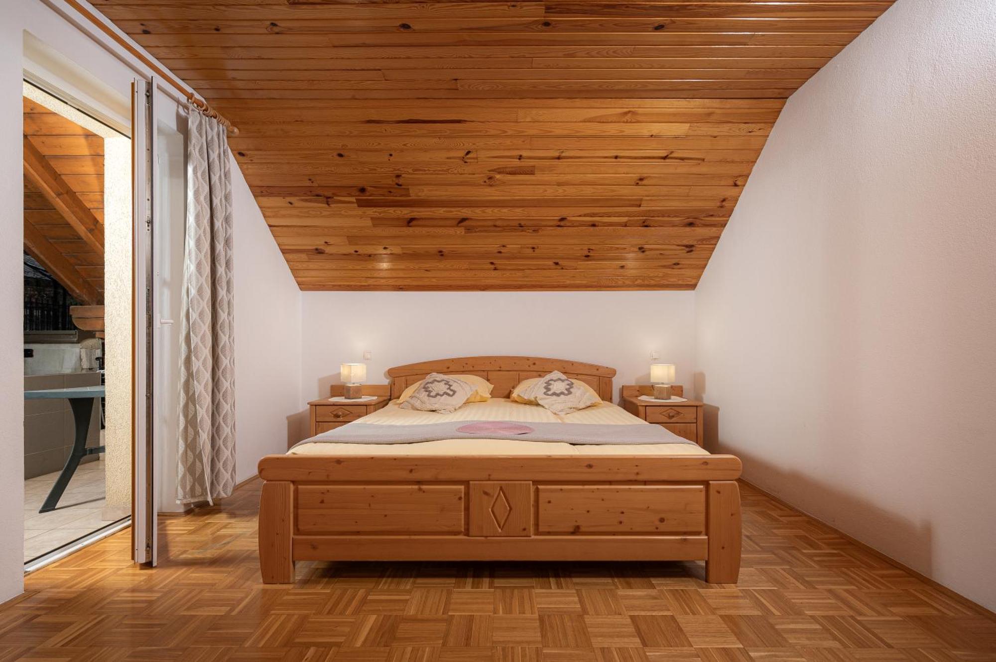 Rooms & Apartments Pr Matjon Bled Bagian luar foto