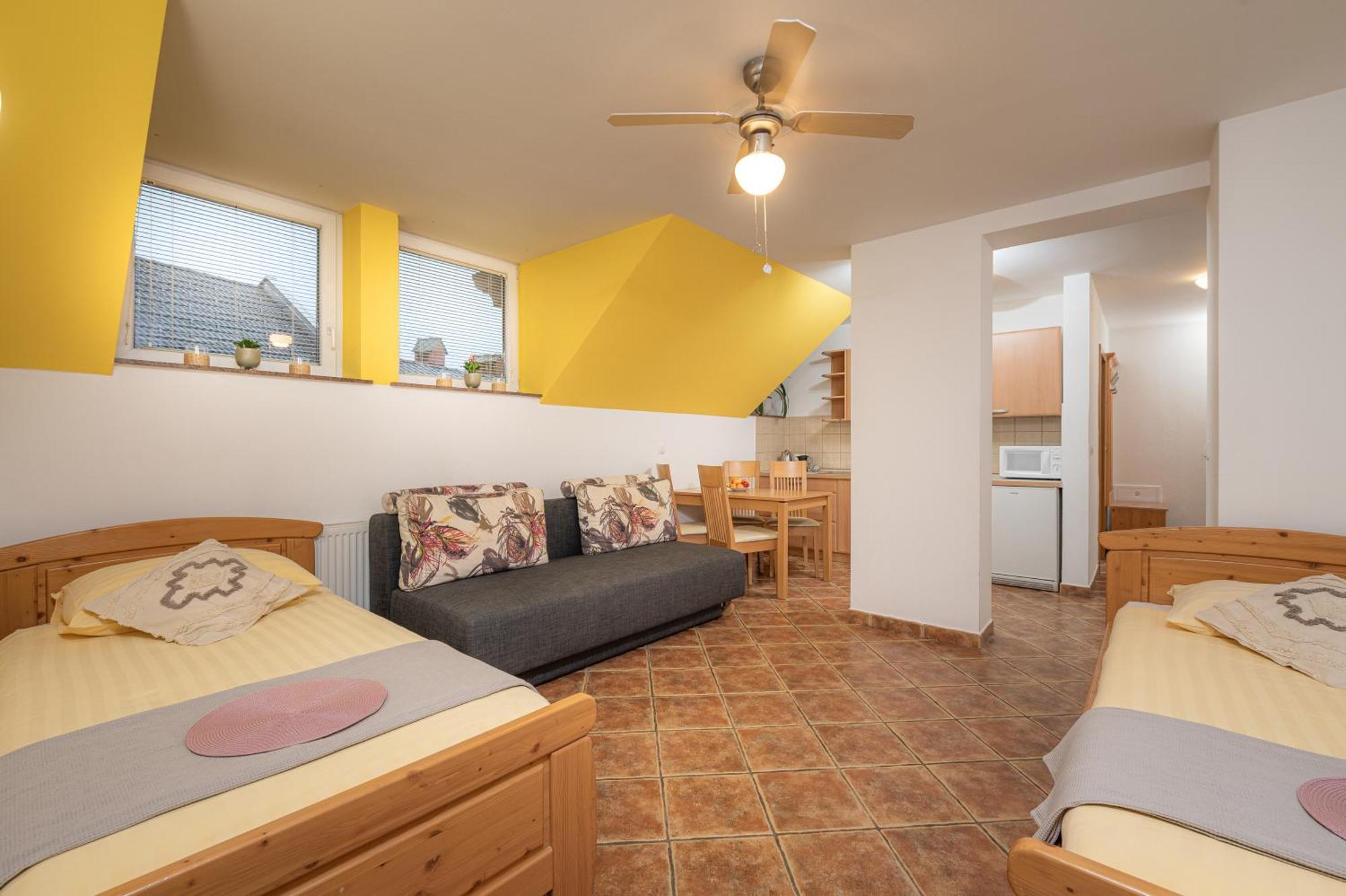Rooms & Apartments Pr Matjon Bled Bagian luar foto